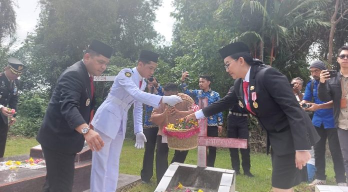 Bupati Karolin Pimpin Ziarah Nasional Peringati Hari Pahlawan di Landak
