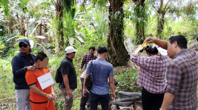 Polisi Gelar Rekonstruksi Kasus Penemuan Mayat di Air Besar