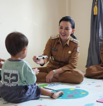 Perangi Gizi Buruk, Bupati Landak Fokus Edukasi Pola Asuh dan Pemberdayaan Ibu