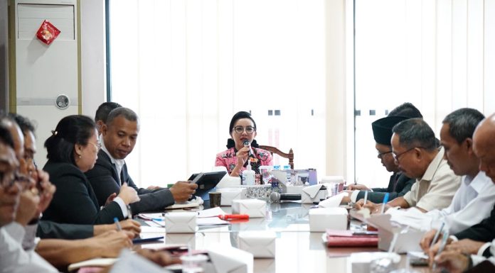 Karolin Perkuat Tata Kelola Regulasi, Landak Ungguli Daerah Lain se-Kalbar