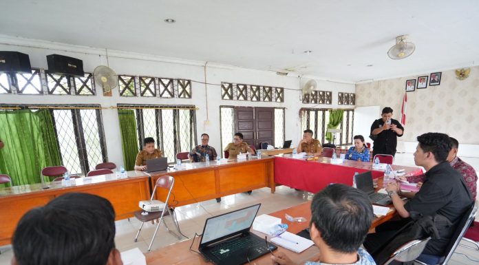 Bupati Karolin Turun Tangan Mediasi Konflik Lahan, Dorong Solusi Tanpa Merugikan Semua Pihak