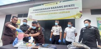 Kejari Landak Musnahkan Barang Bukti 27 Perkara Inkracht, Tegaskan Komitmen Penegakan Hukum