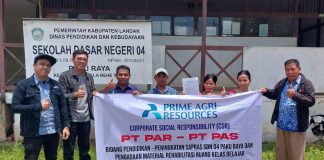 CSR PT PAR–PT PAS Bantu Rehabilitasi Ruang Kelas SDN 04 Paku Raya