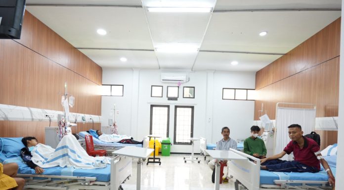 Enam Tahun Cuci Darah ke Pontianak dan Sanggau, Warga Ngabang Kini Bisa Berobat di Landak