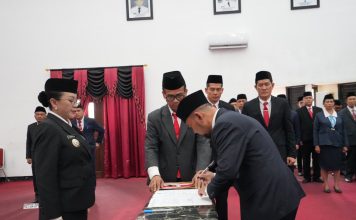 Karolin Peringatkan ASN Jangan “Ngonten” Berlebihan Pakai Seragam