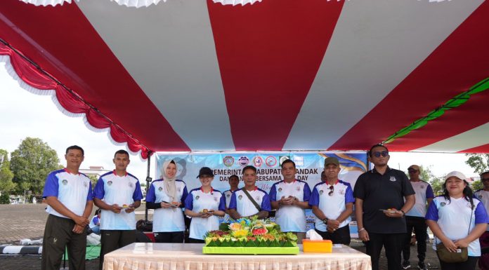 Hadir di Tengah Ratusan Pekerja, Karolin: Tak Ada Buruh Tanpa Pengusaha, Begitu Pun Sebaliknya