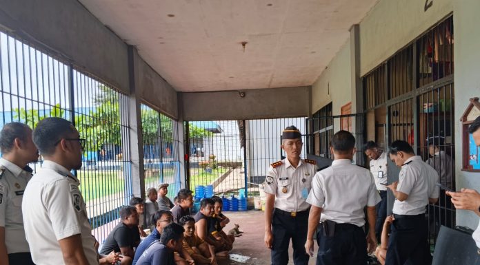 Rutan Landak Deklarasikan Ikrar Bersih HP Ilegal, Narkoba, dan Penipuan