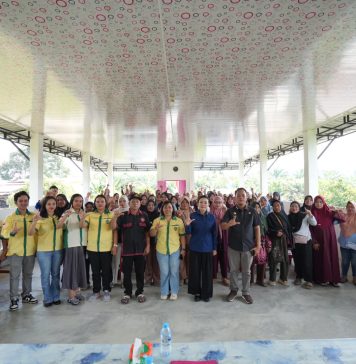 Edukasi Keuangan Keluarga, Bupati Landak Ingatkan Emak-emak Waspada Pinjol Ilegal dan Investasi Bodong