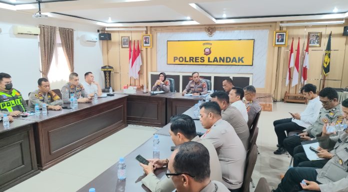 30 Personel Brimob Dikerahkan Bantu Tangani Karhutla di Landak