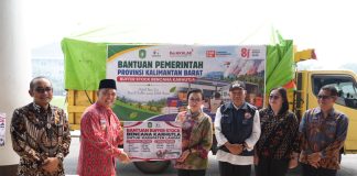 Terima Bantuan dari Gubernur Norsan, Karolin: Ini Sangat Krusial bagi Warga Landak yang Terdampak Kabut Asap