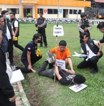 47 Adegan Terungkap dalam Rekonstruksi Kasus Pembunuhan Ibu dan Balita di Landak
